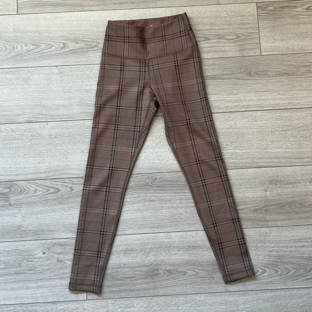 Tan+Lines Plaid Leggings